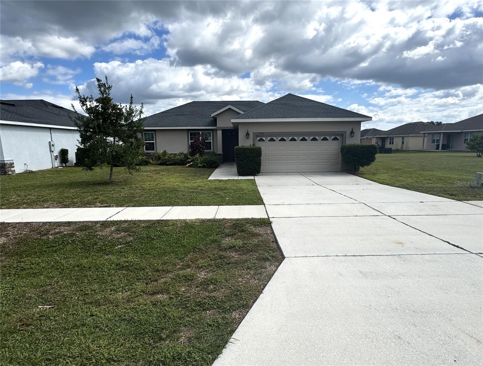 EMERALD POND SUB - Residential Lease