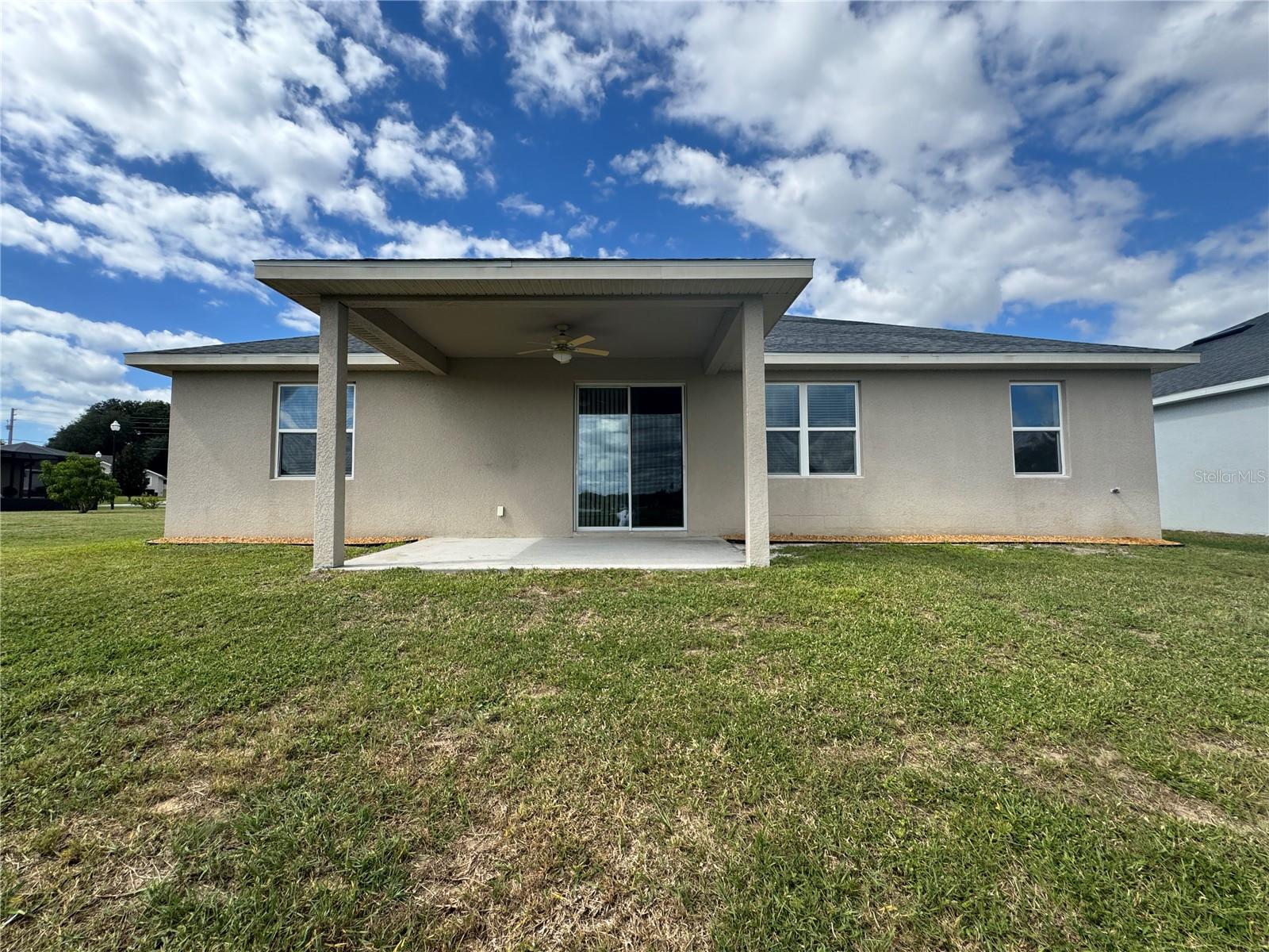 EMERALD POND SUB - Residential Lease