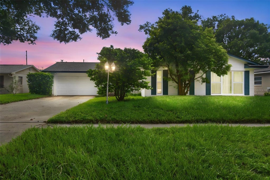Photo of 3611 Eloise Street, Orlando, FL 32806 (MLS # O6423109)