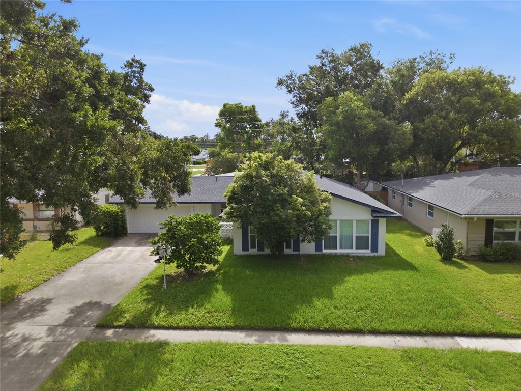 Photo of 3611 Eloise Street, Orlando, FL 32806 (MLS # O6423109)