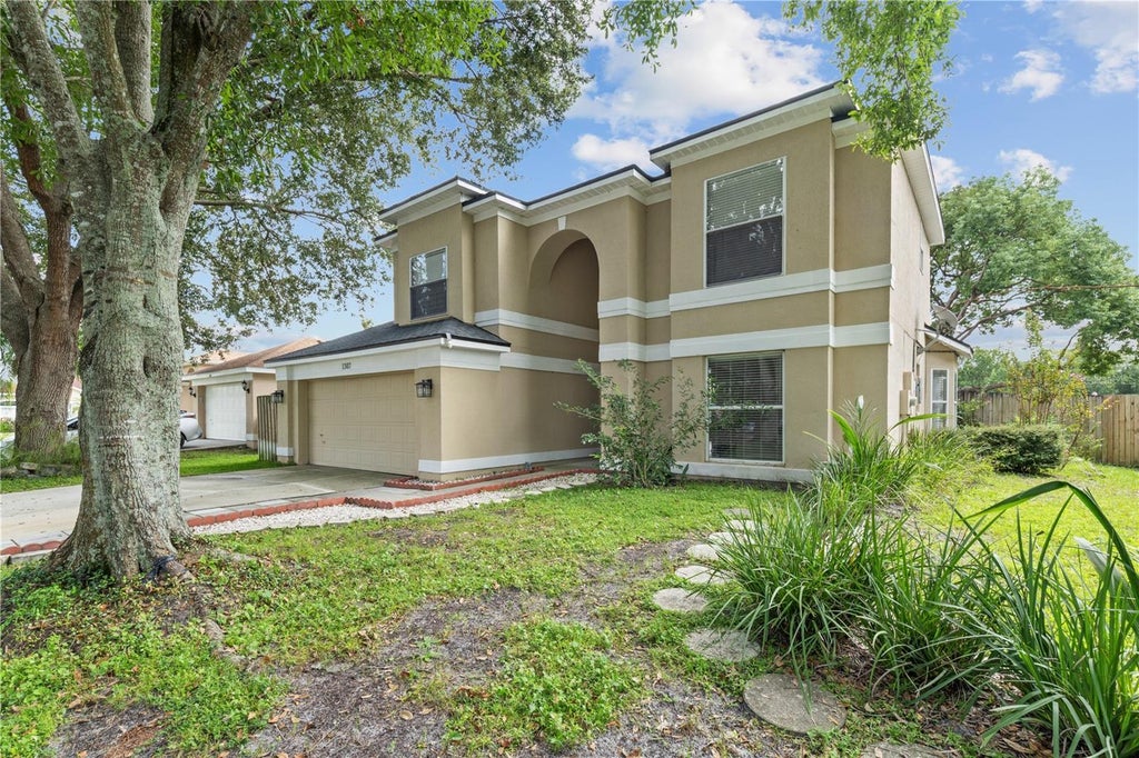 Photo of 1307 Lochbreeze Way, Orlando, FL 32828 (MLS # O6443468)