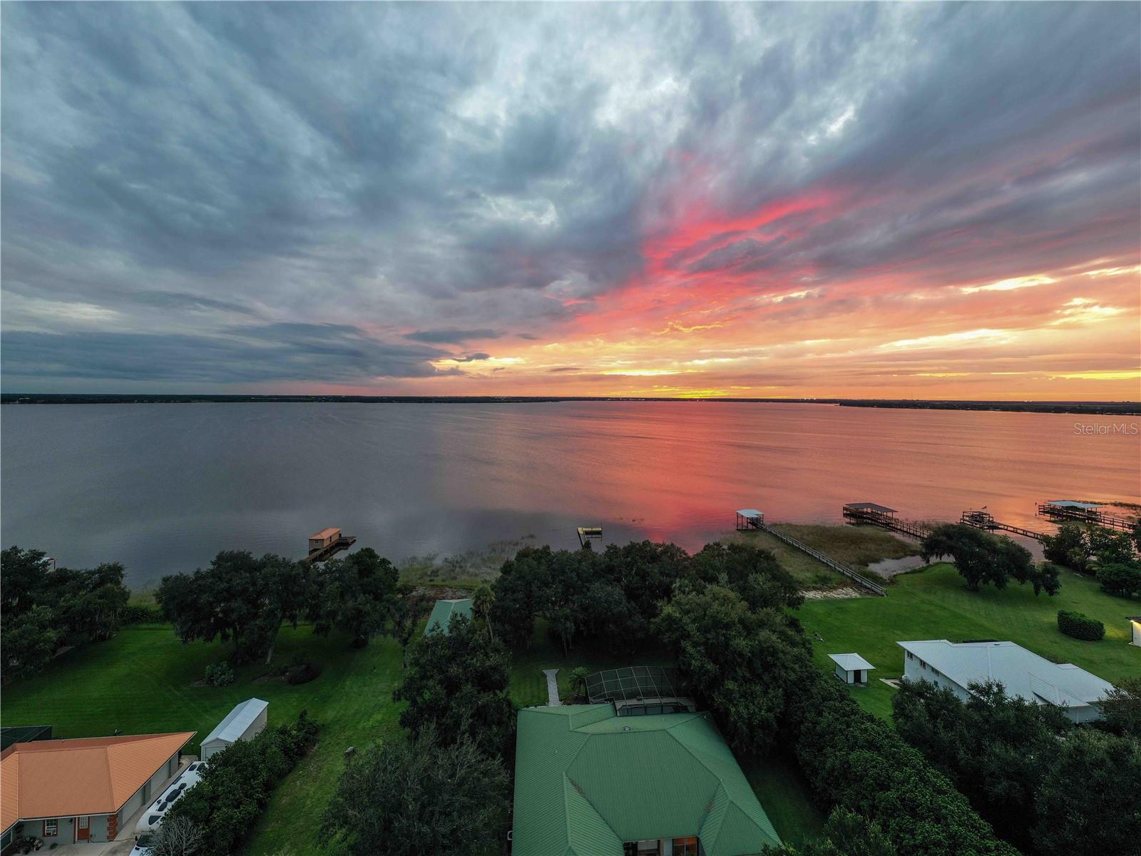 LAKE REEDY HILLS - Residential