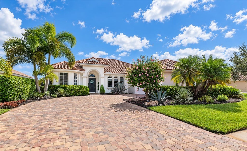 Photo of 9719 Discovery Terrace, Bradenton, FL 34212 (MLS # A4706980)
