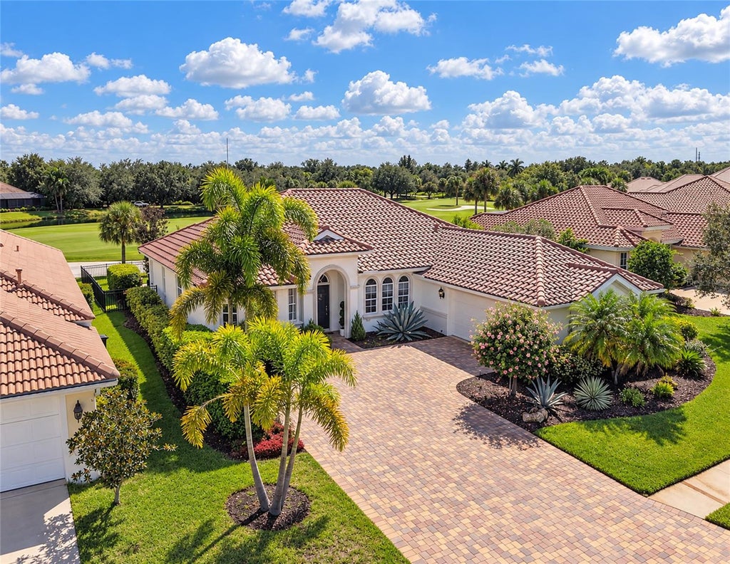 Photo of 9719 Discovery Terrace, Bradenton, FL 34212 (MLS # A4706980)