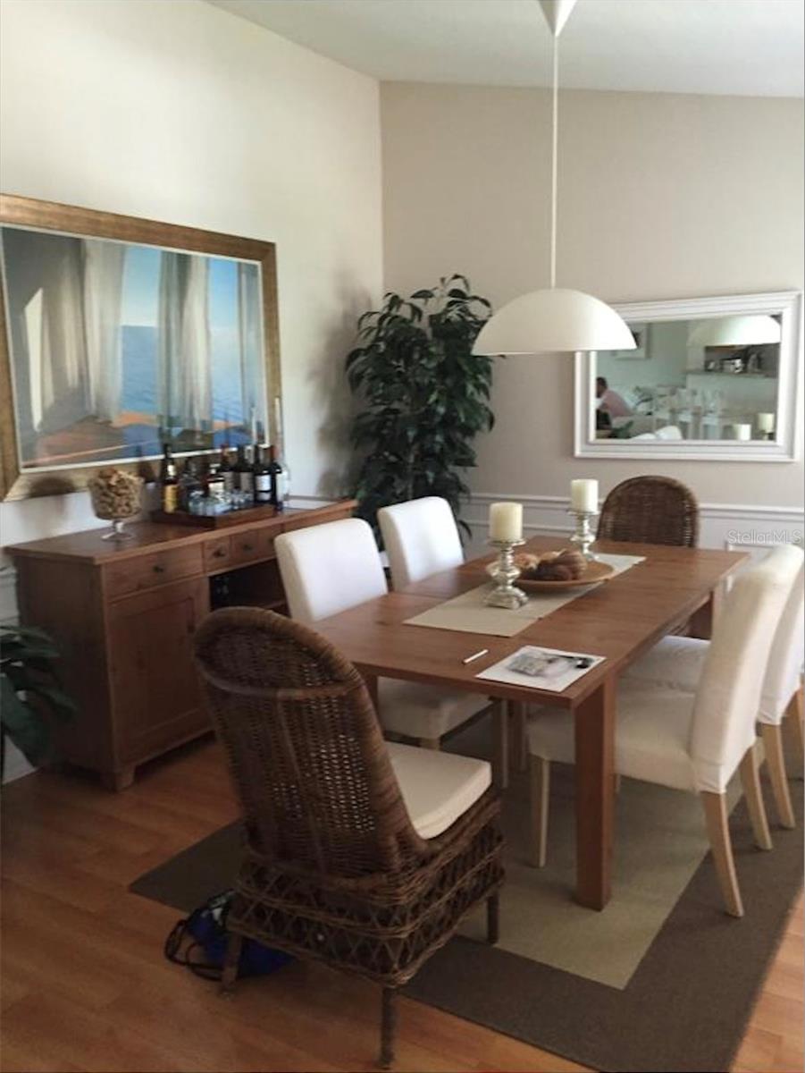 CARRIAGE HOMES/STONEBRIDGE COM - Residential Lease