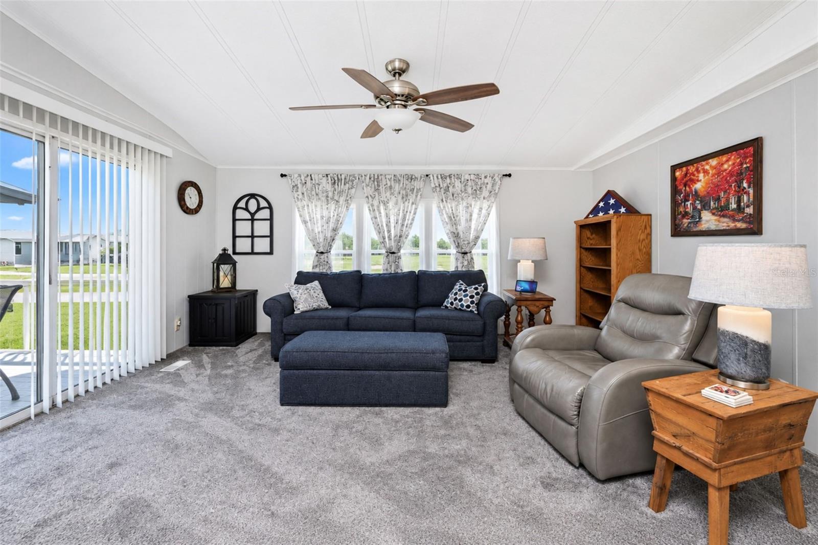 6174 REDWING AVENUE, ENGLEWOOD, FL, 34224 3 6174 REDWING AVENUE