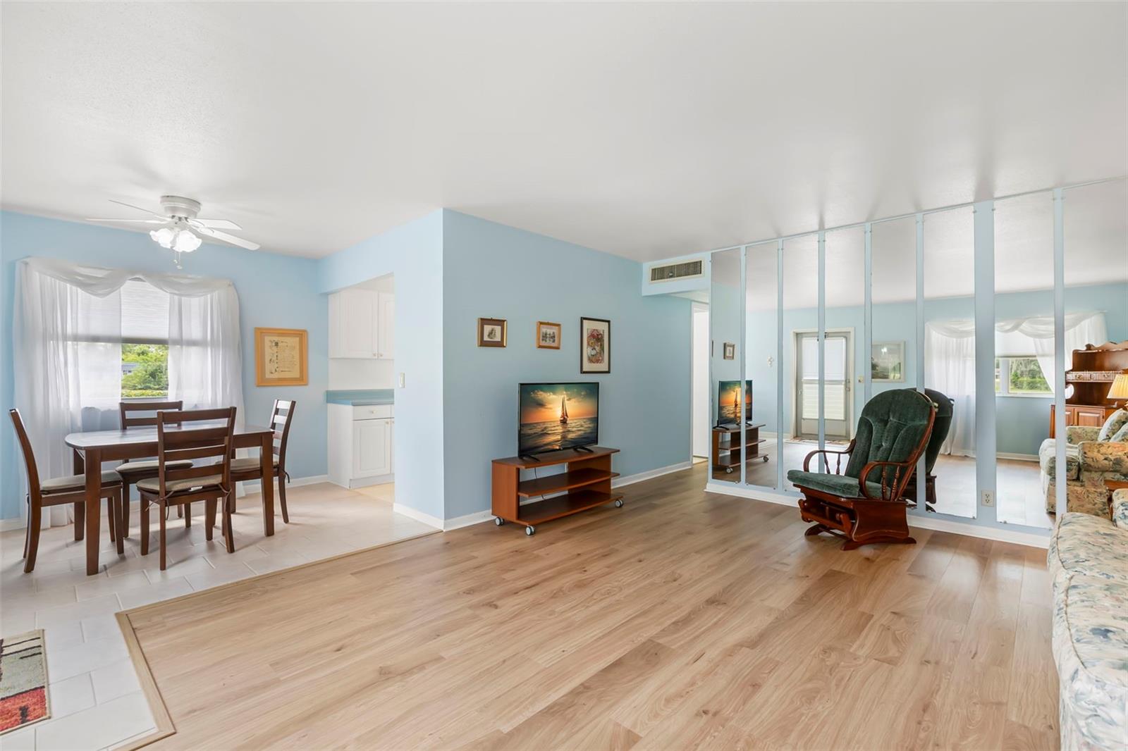 CAMBRIDGE J CONDO - Residential