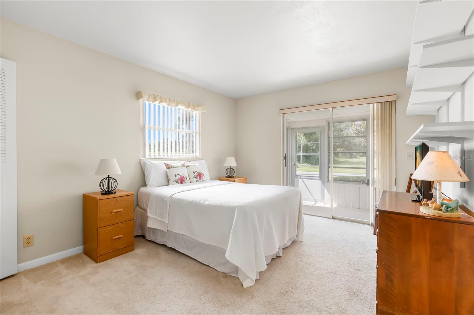 CAMBRIDGE J CONDO - Residential