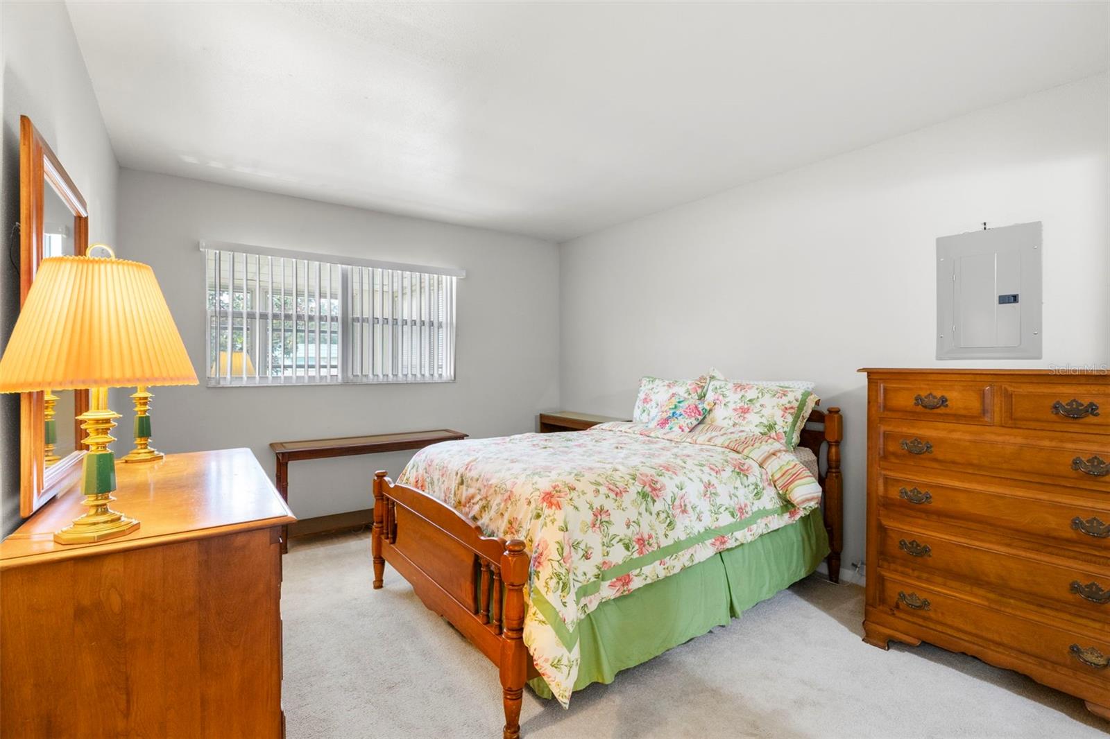 CAMBRIDGE J CONDO - Residential