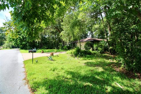 A home in DUNNELLON