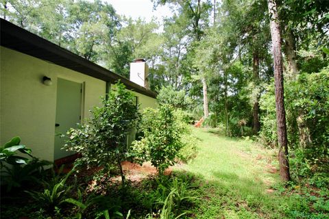 A home in DUNNELLON