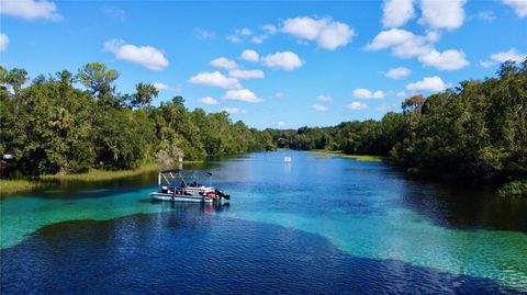 A home in DUNNELLON