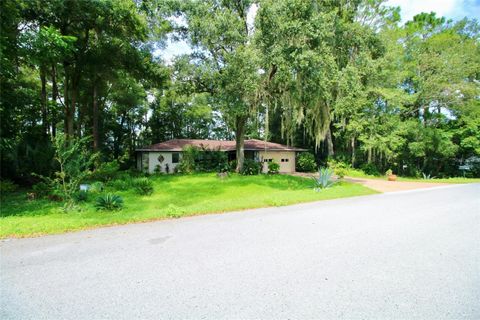 A home in DUNNELLON