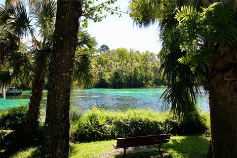 A home in DUNNELLON