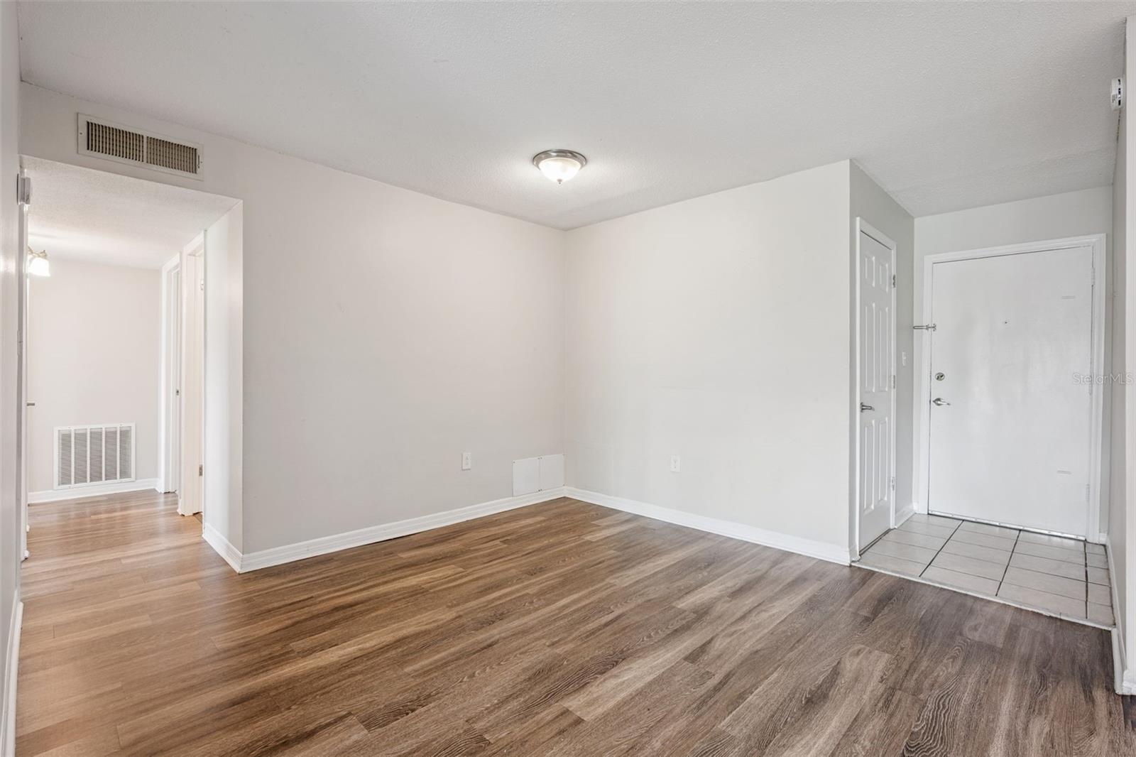 1695 LEE ROAD A116