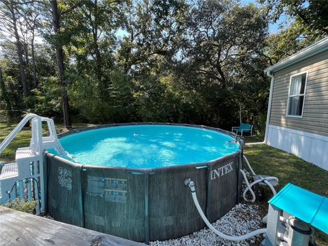 A home in HOMOSASSA