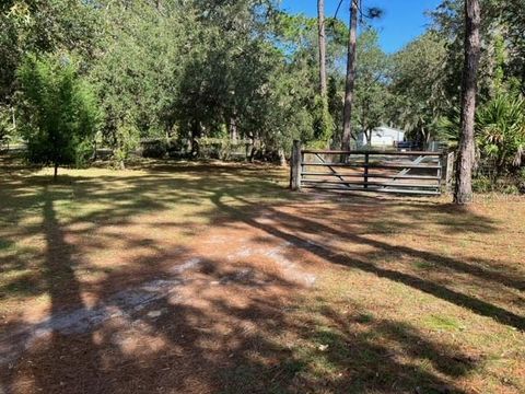 A home in HOMOSASSA