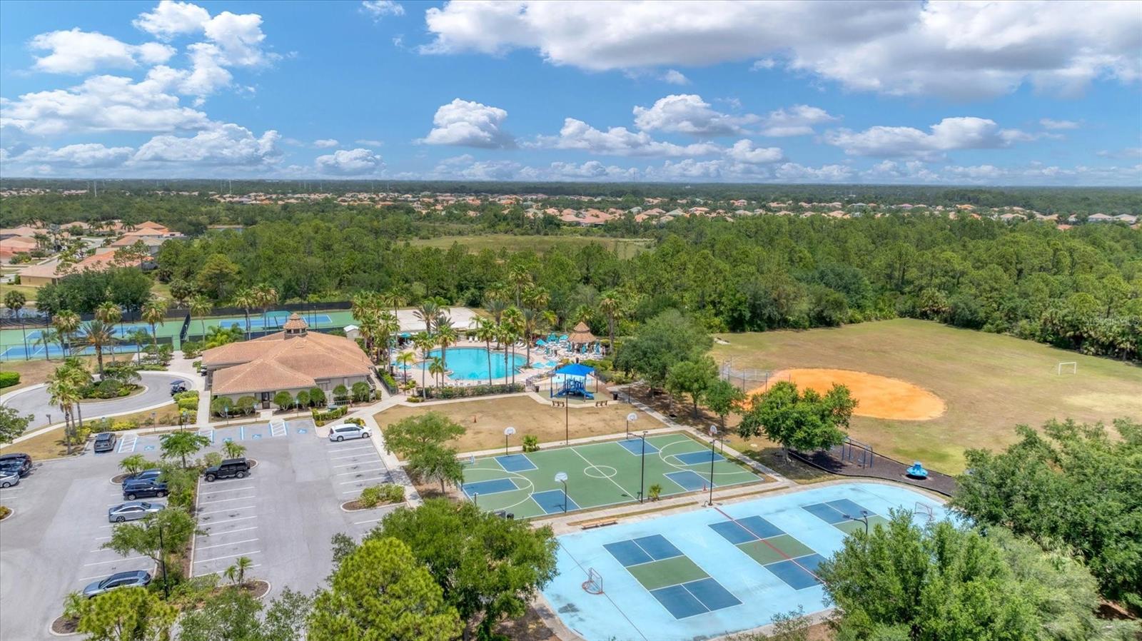 STONEYBROOK AT VENICE - Residential