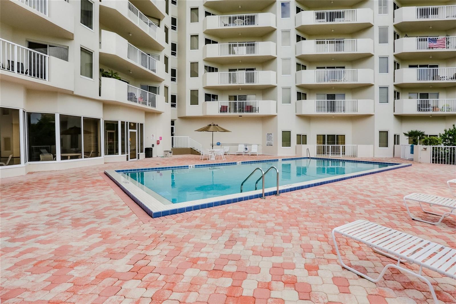 OCEANS CLOVERLEAF CONDO - Residential