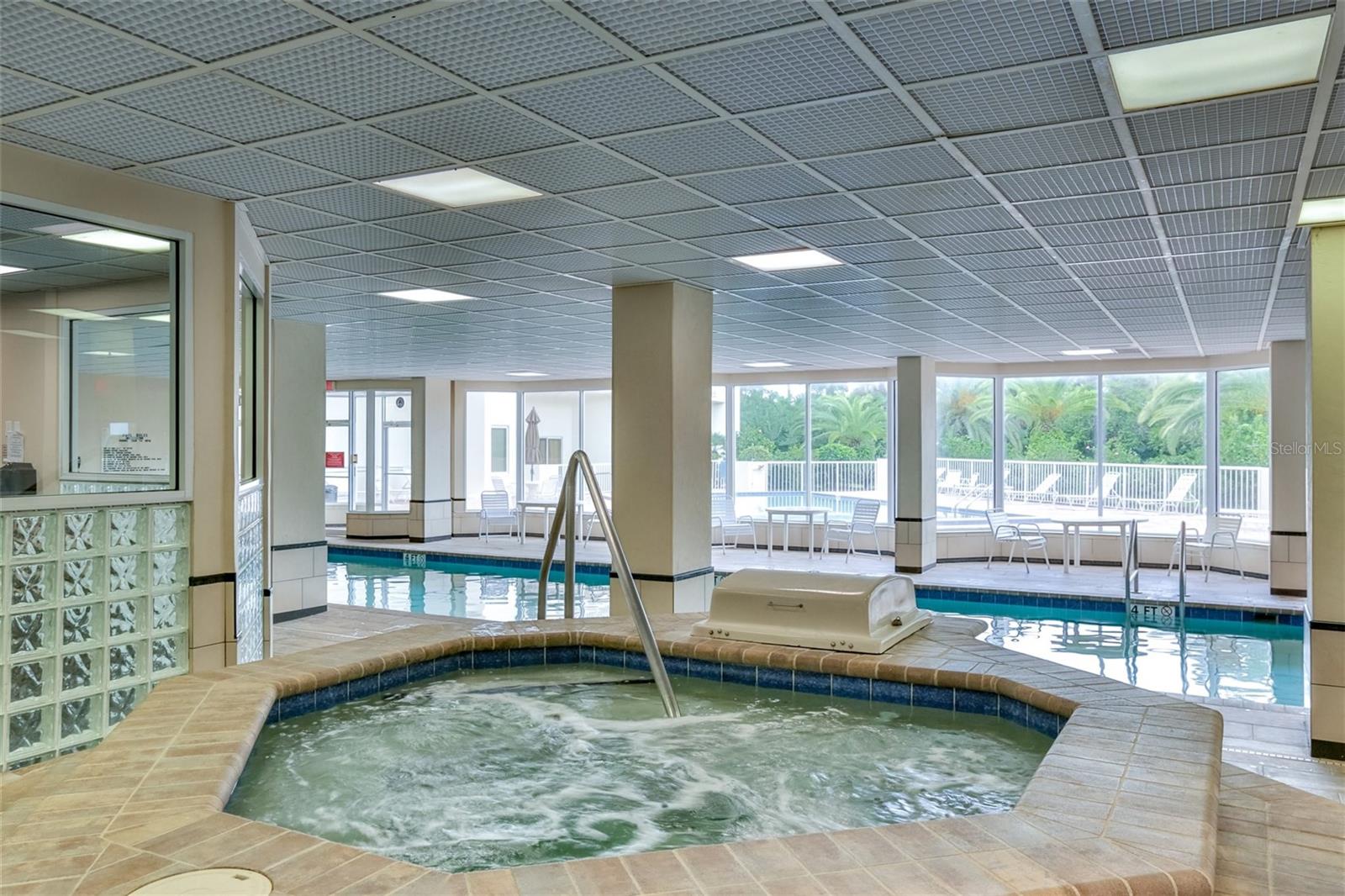 OCEANS CLOVERLEAF CONDO - Residential
