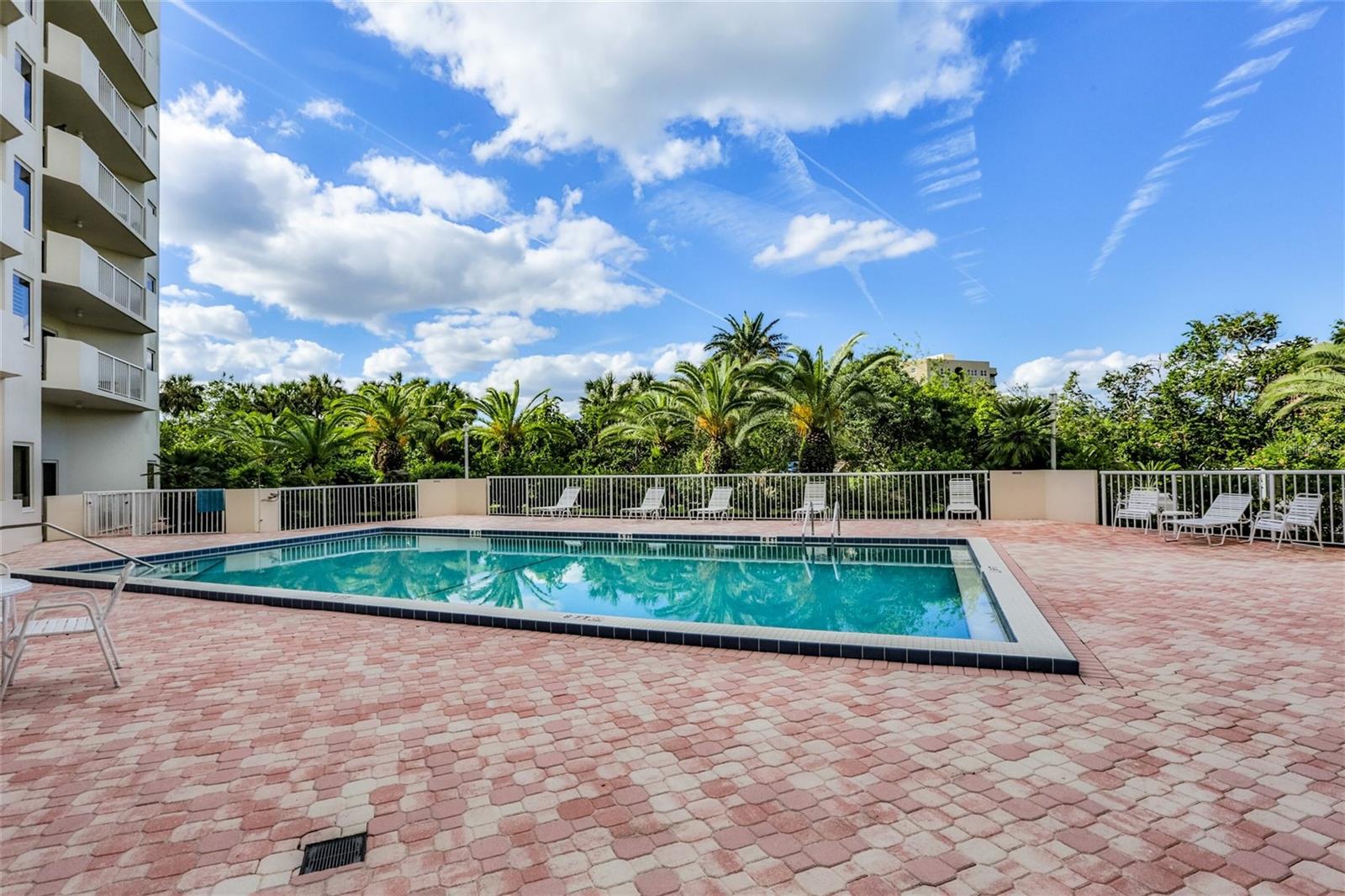 OCEANS CLOVERLEAF CONDO - Residential