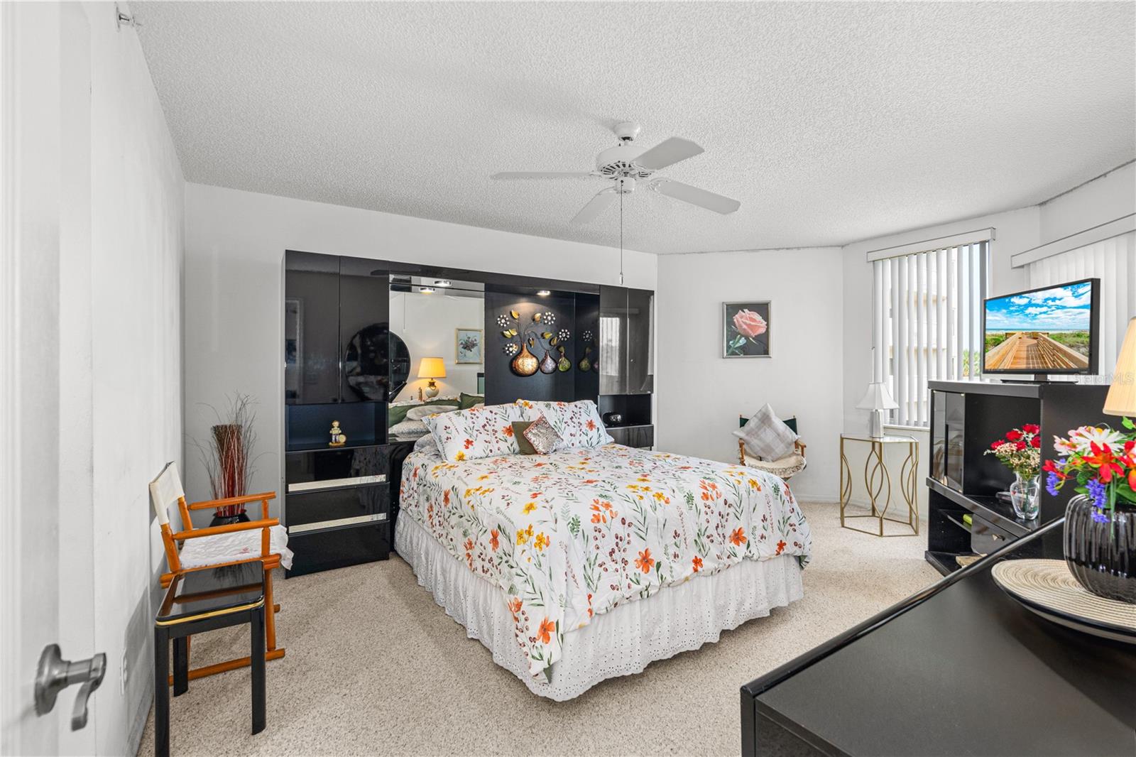 OCEANS CLOVERLEAF CONDO - Residential