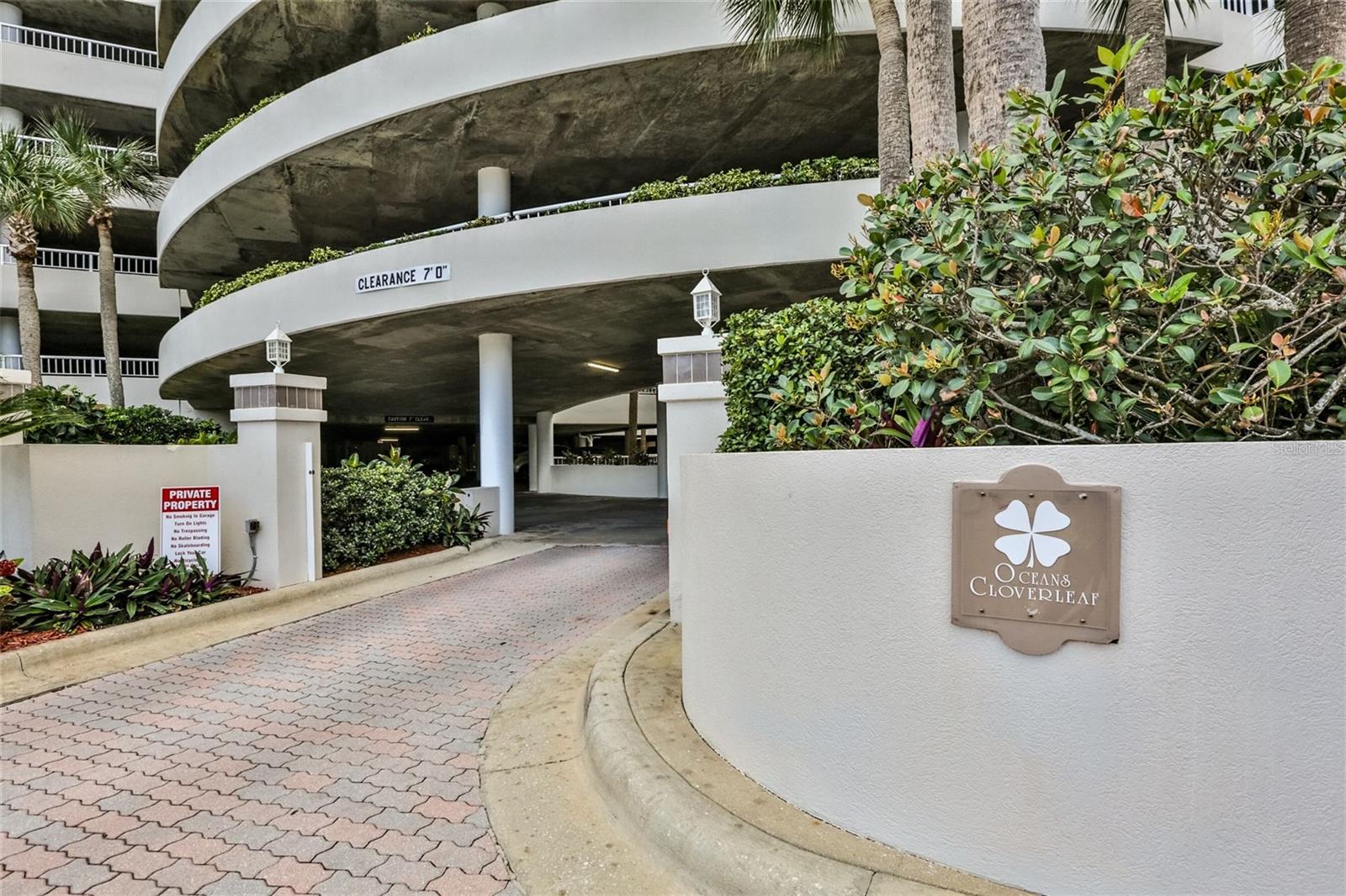 OCEANS CLOVERLEAF CONDO - Residential
