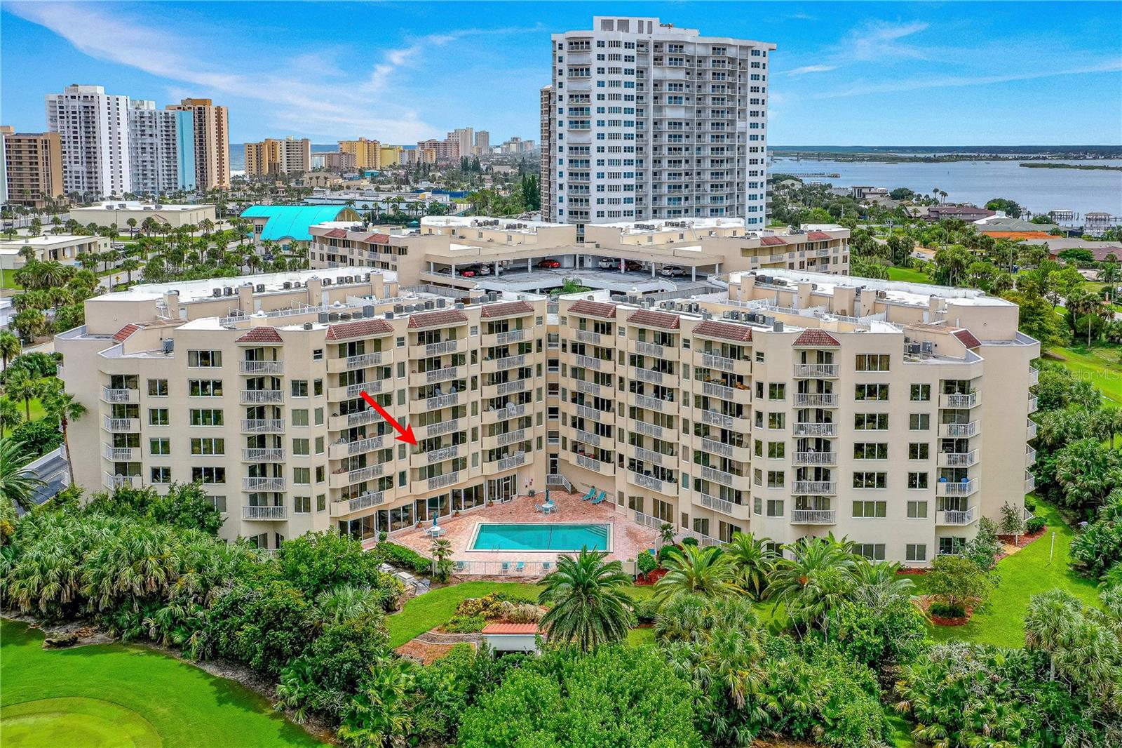 OCEANS CLOVERLEAF CONDO - Residential