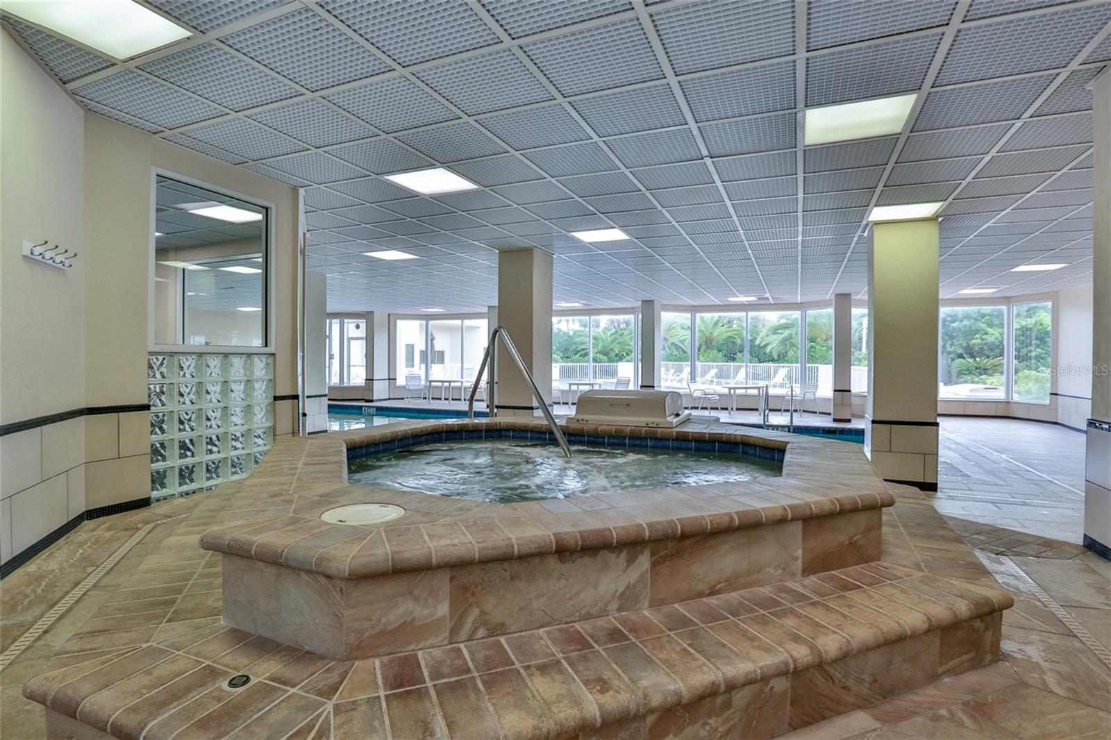 OCEANS CLOVERLEAF CONDO - Residential