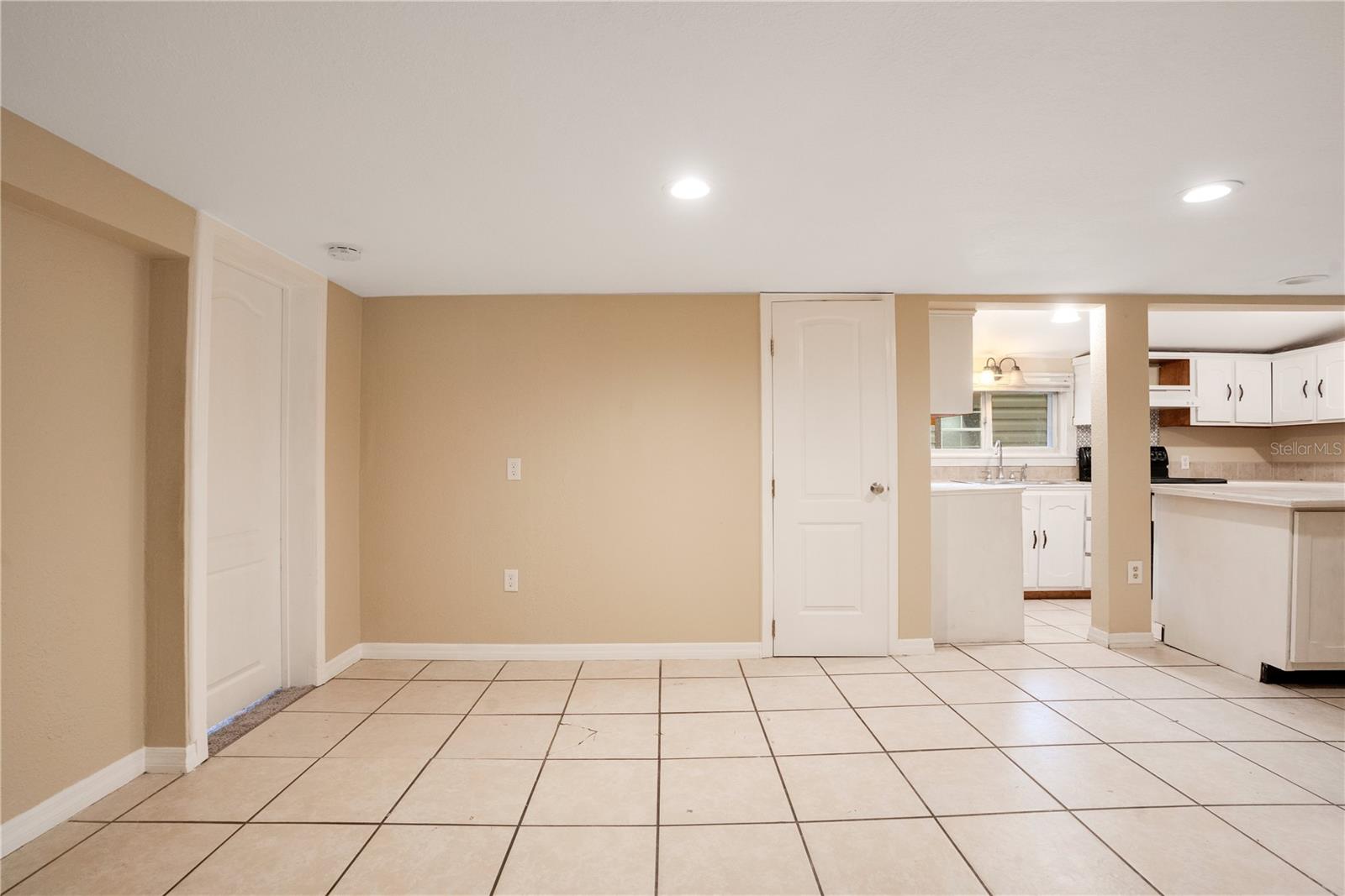 CARASTAL MANOR ADD - Residential Lease