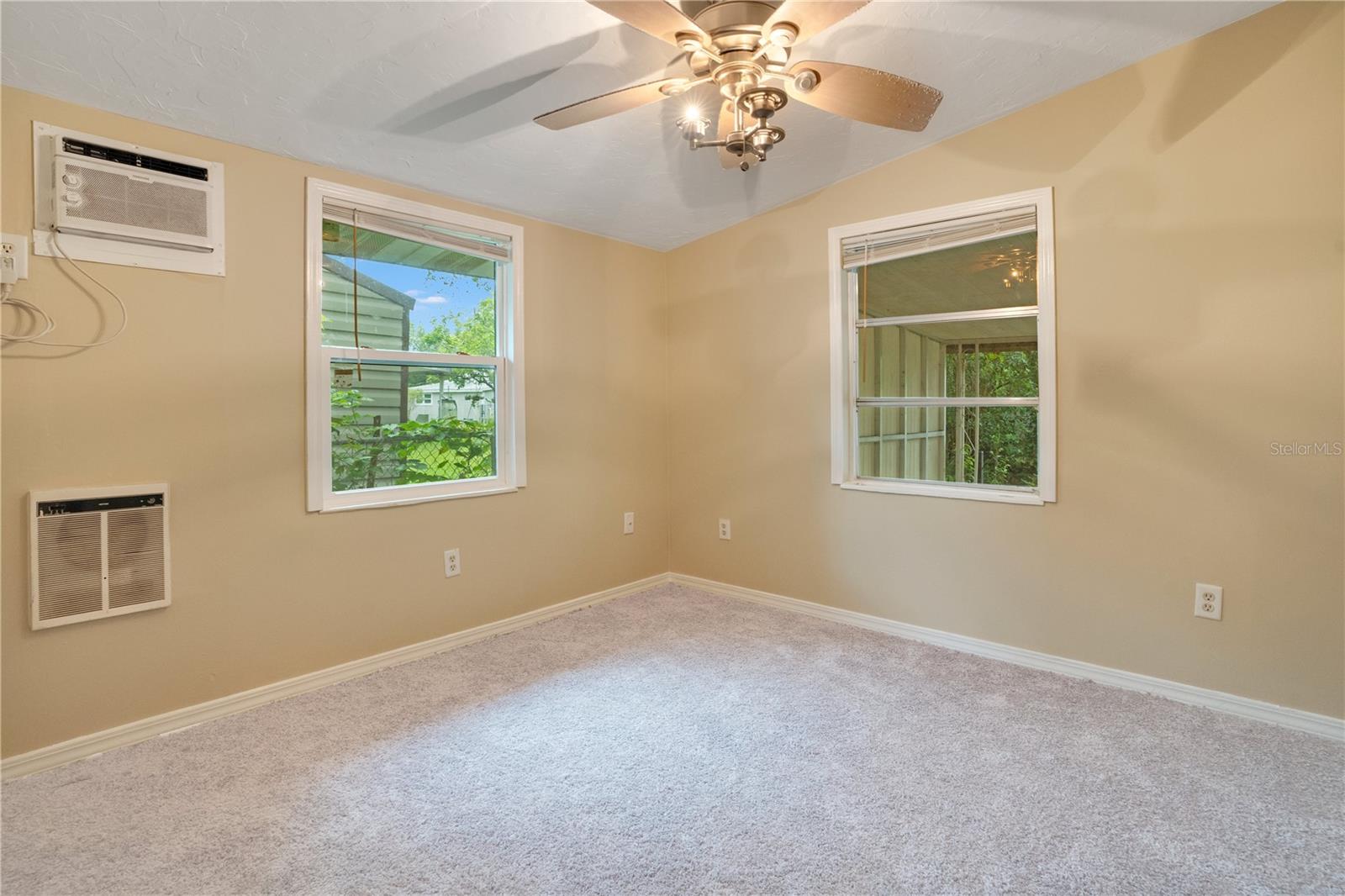 CARASTAL MANOR ADD - Residential Lease