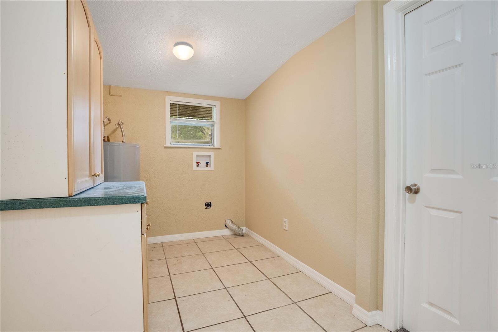 CARASTAL MANOR ADD - Residential Lease