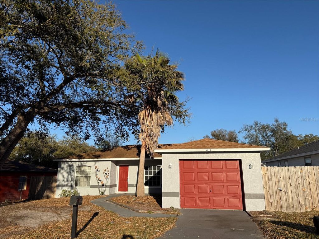 Photo of 1611 Fruitwood Drive, Lakeland, FL 33805 (MLS # L4960047)