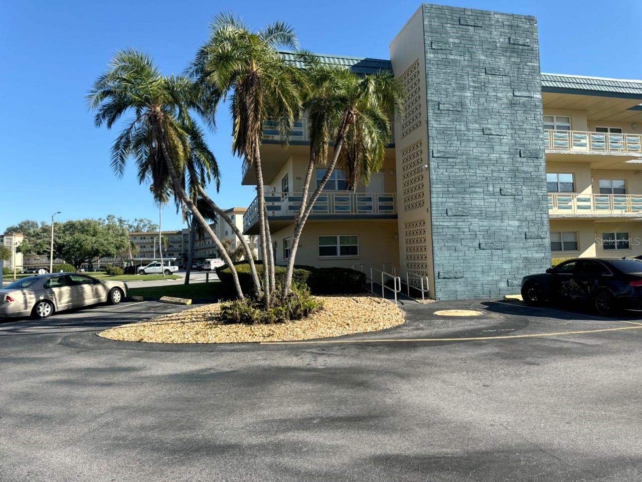 5750 80TH STREET N B203