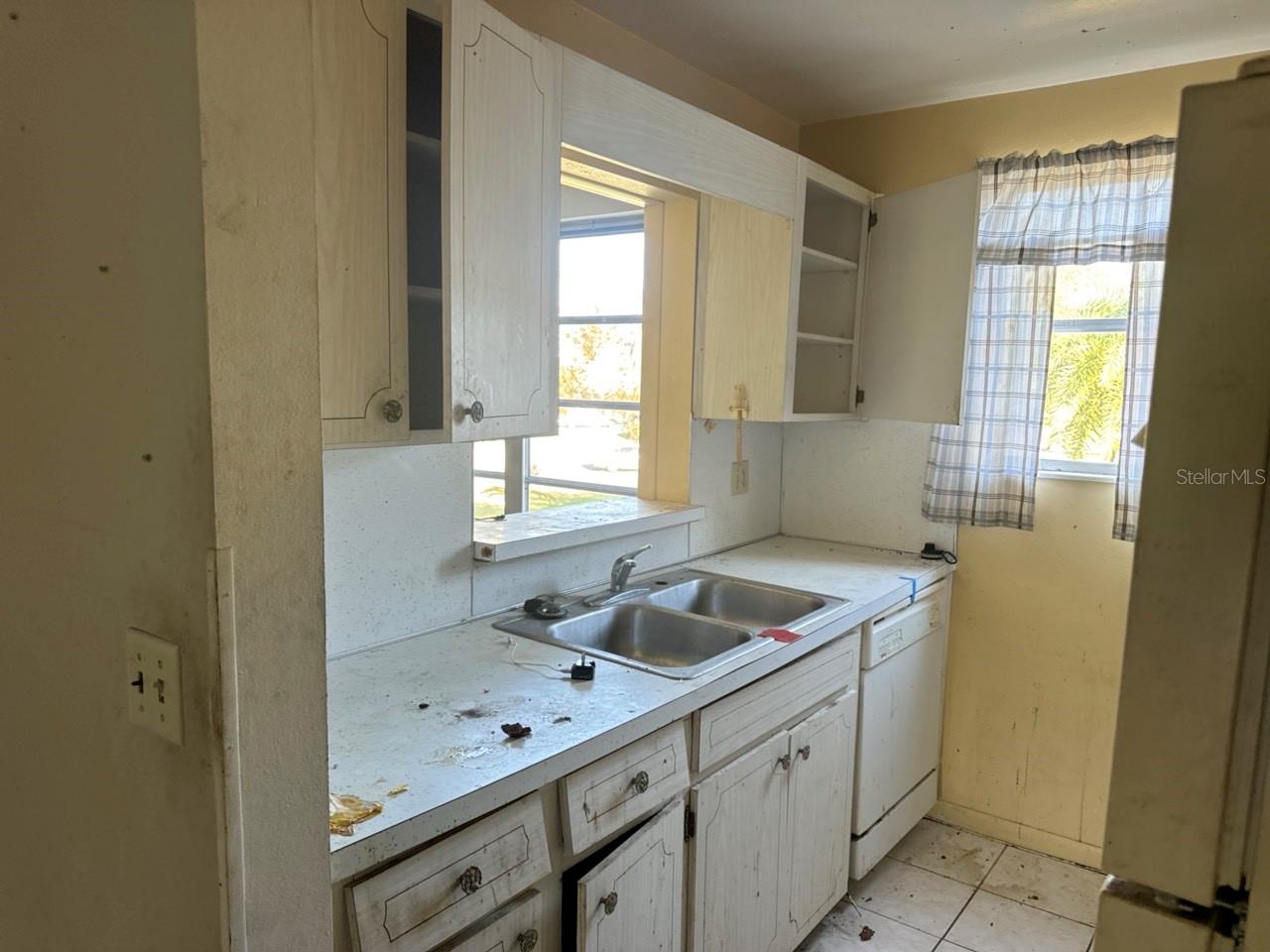 5750 80TH STREET N B203
