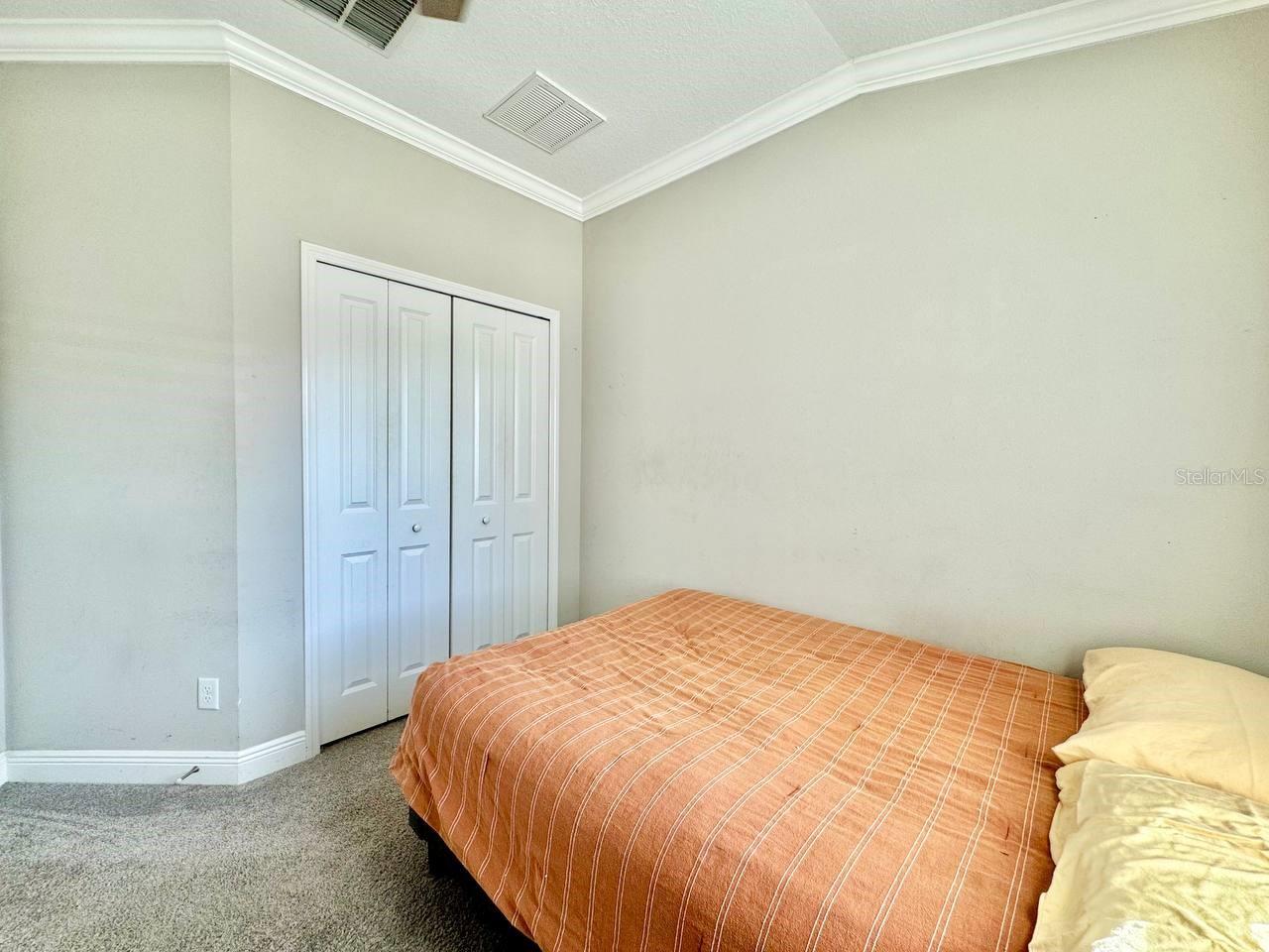 TOWNS AT BELLEAIR GROVE - Residential Lease