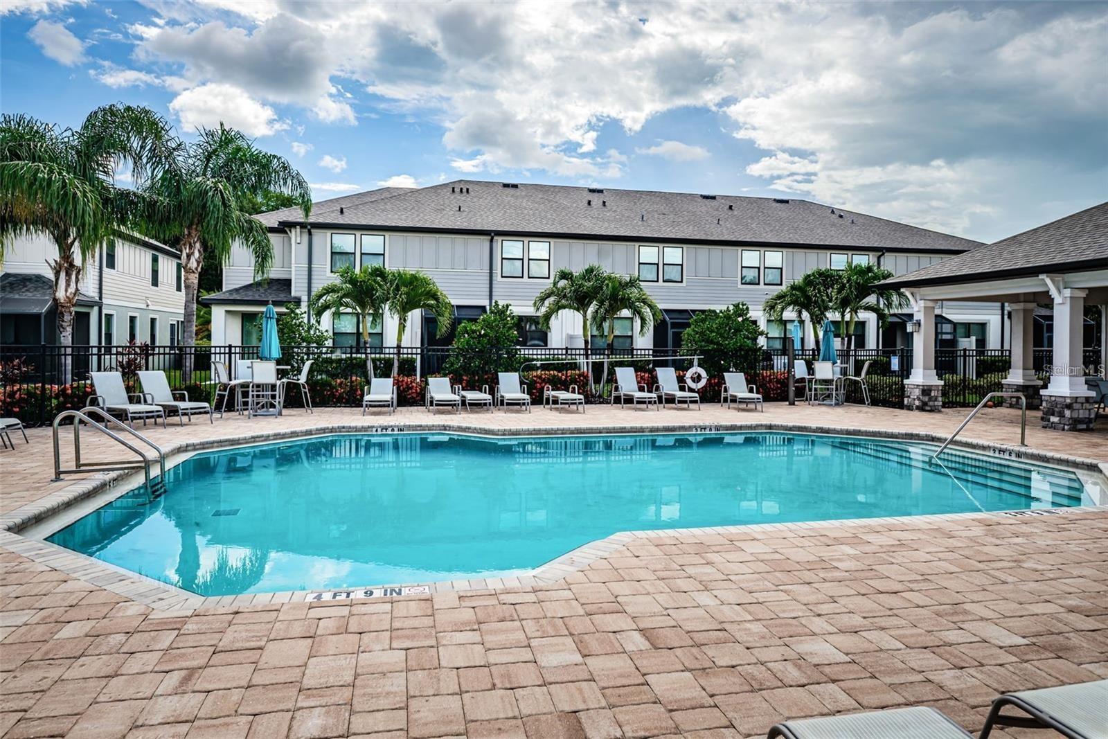 TOWNS AT BELLEAIR GROVE - Residential Lease