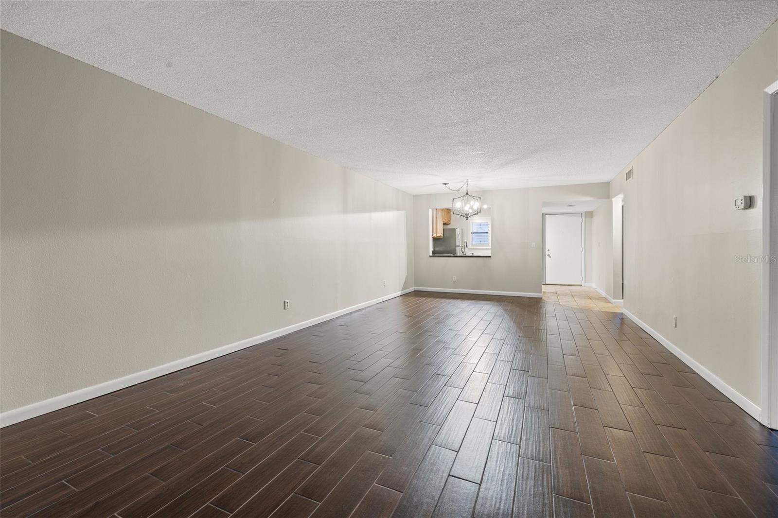 IMPERIAL OAKS CONDO - Residential Lease