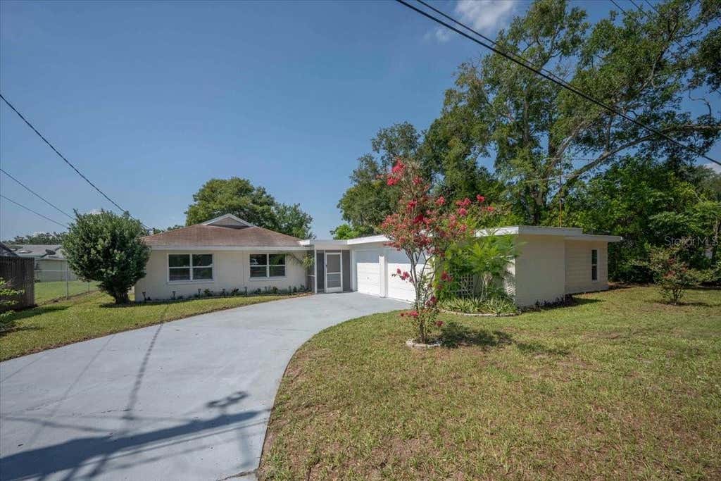 Photo of 1925 John Arthur Way, Lakeland, FL 33803 (MLS # TB8523245)