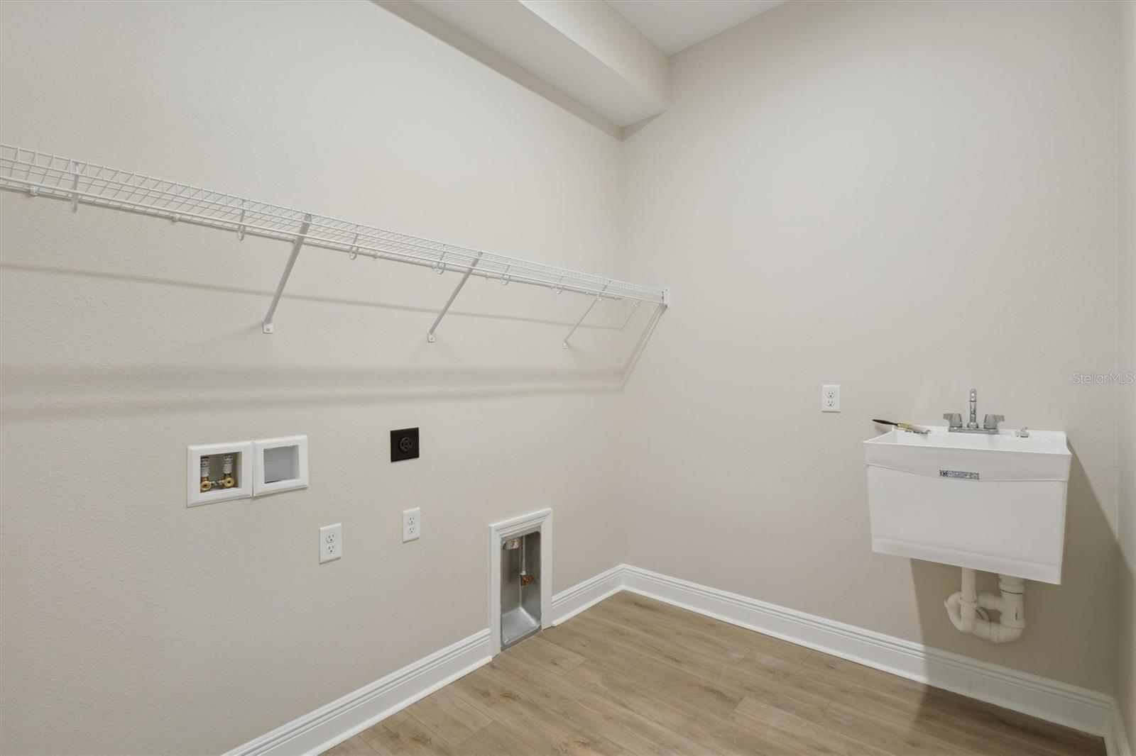 WELLEN PARK - Residential