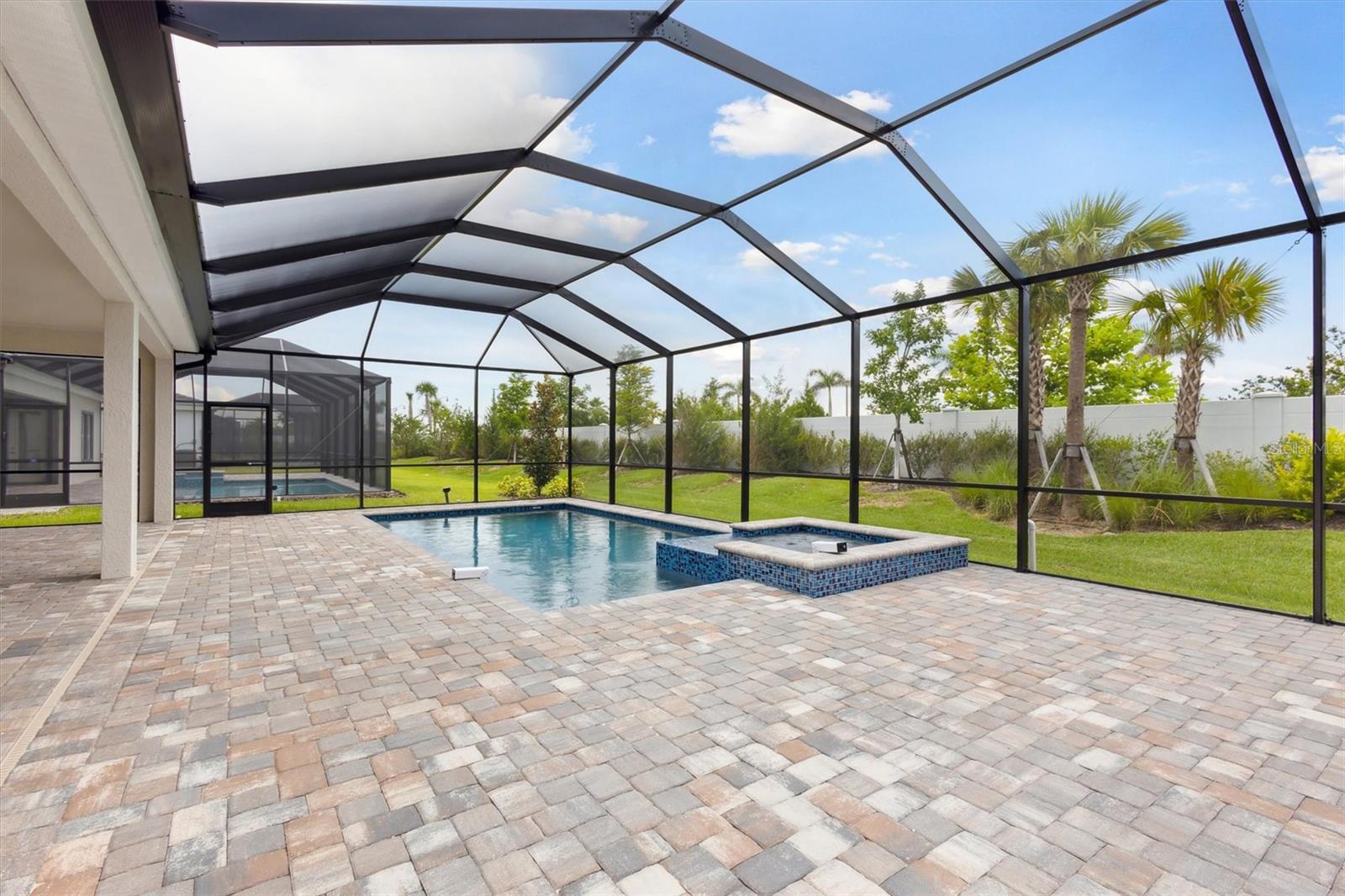 WELLEN PARK - Residential