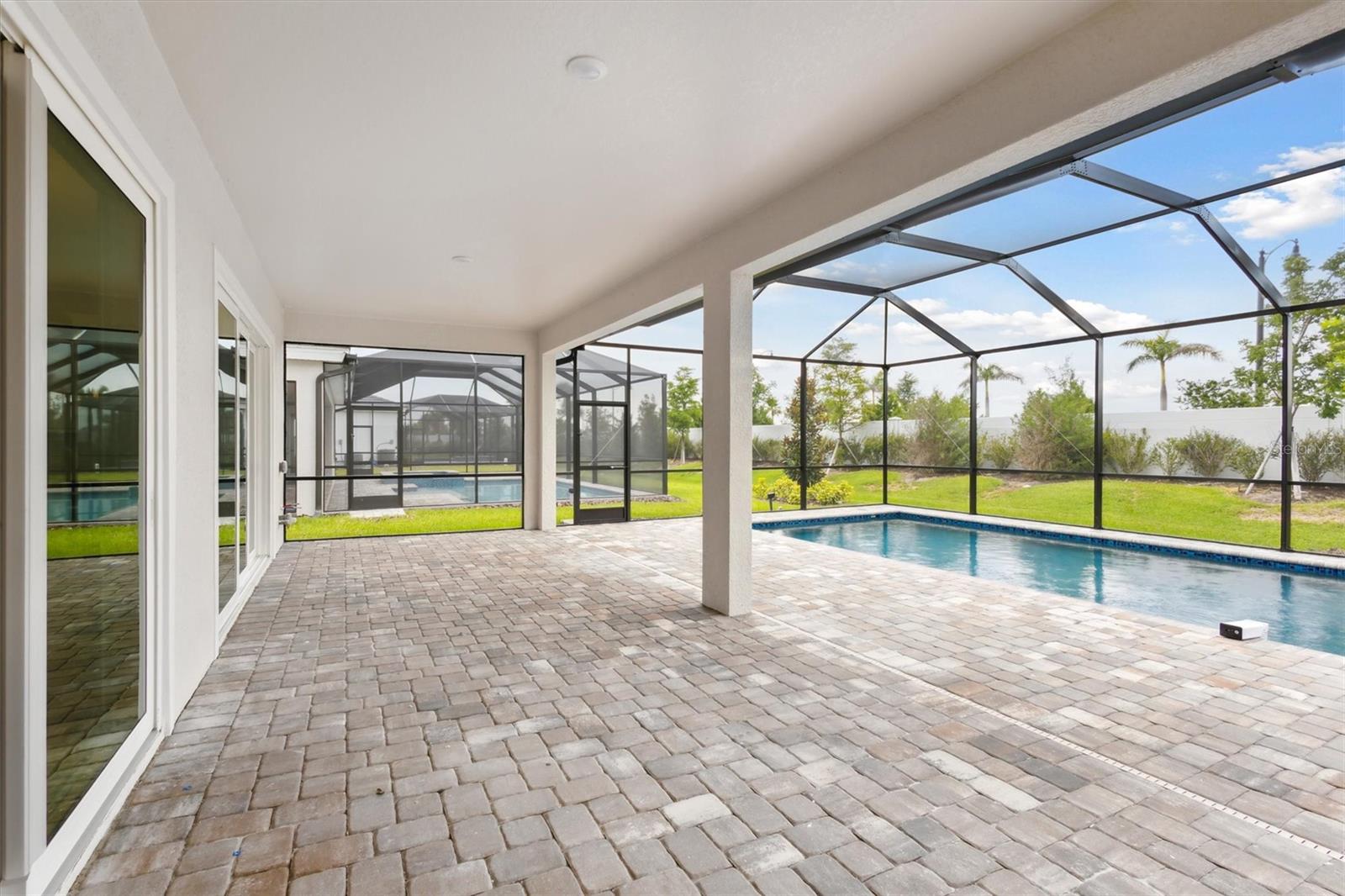 WELLEN PARK - Residential