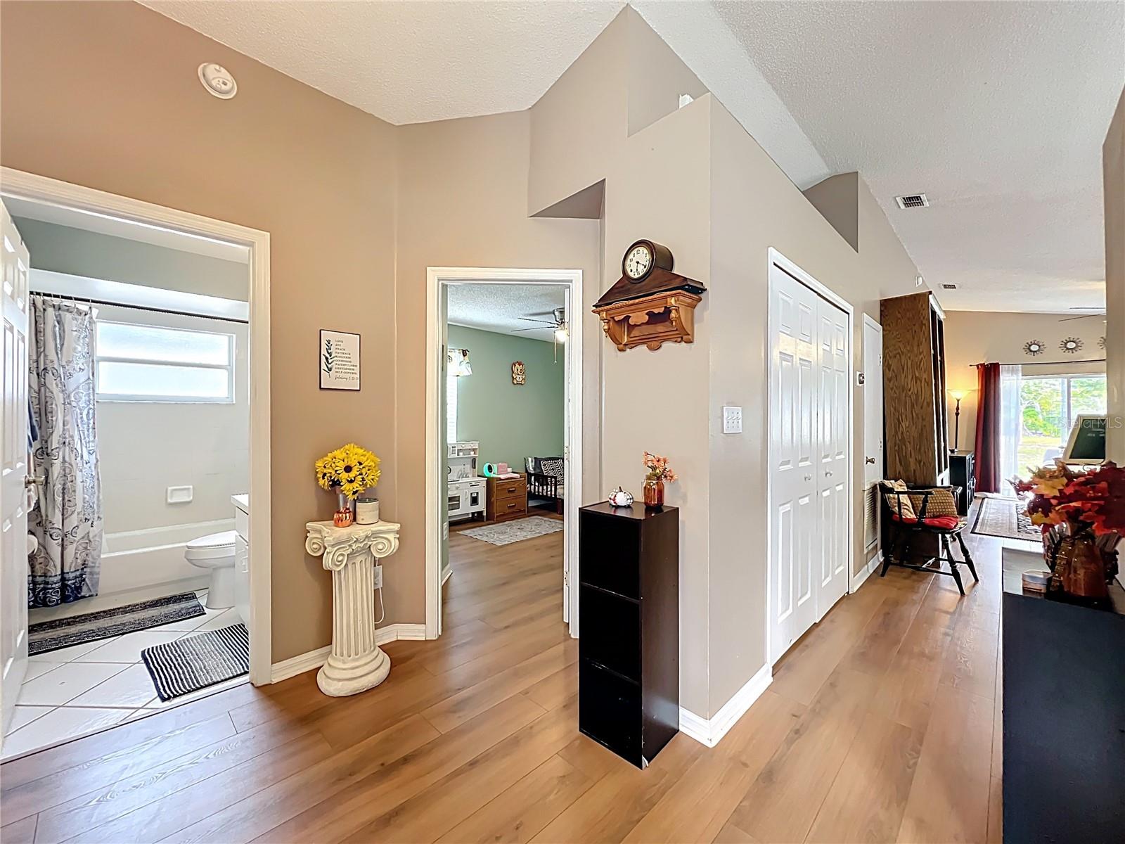 DEER RUN UNIT 14B - Residential