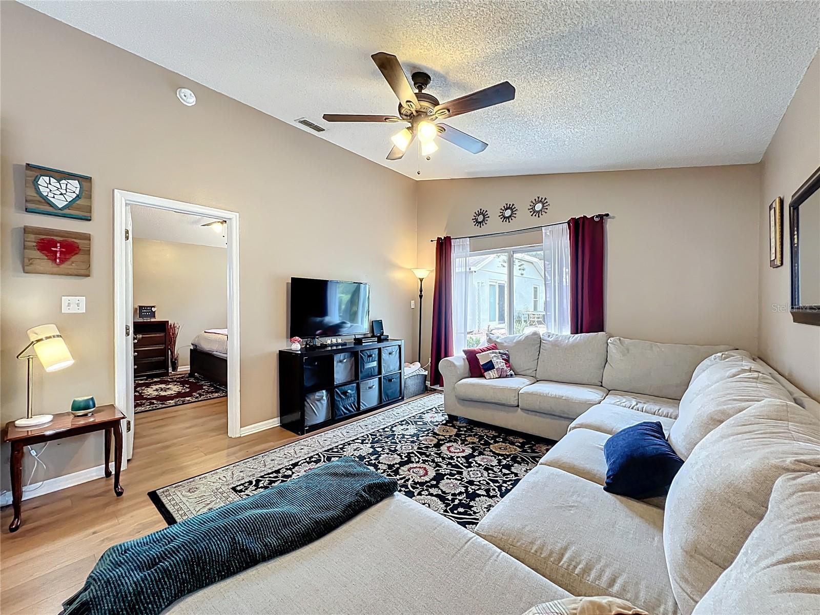 DEER RUN UNIT 14B - Residential