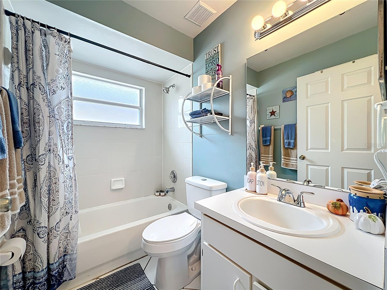 DEER RUN UNIT 14B - Residential