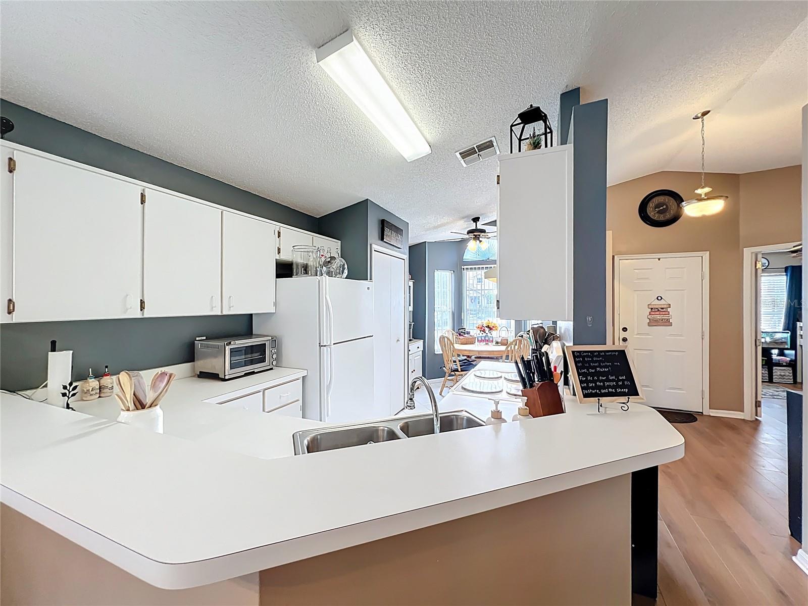 DEER RUN UNIT 14B - Residential