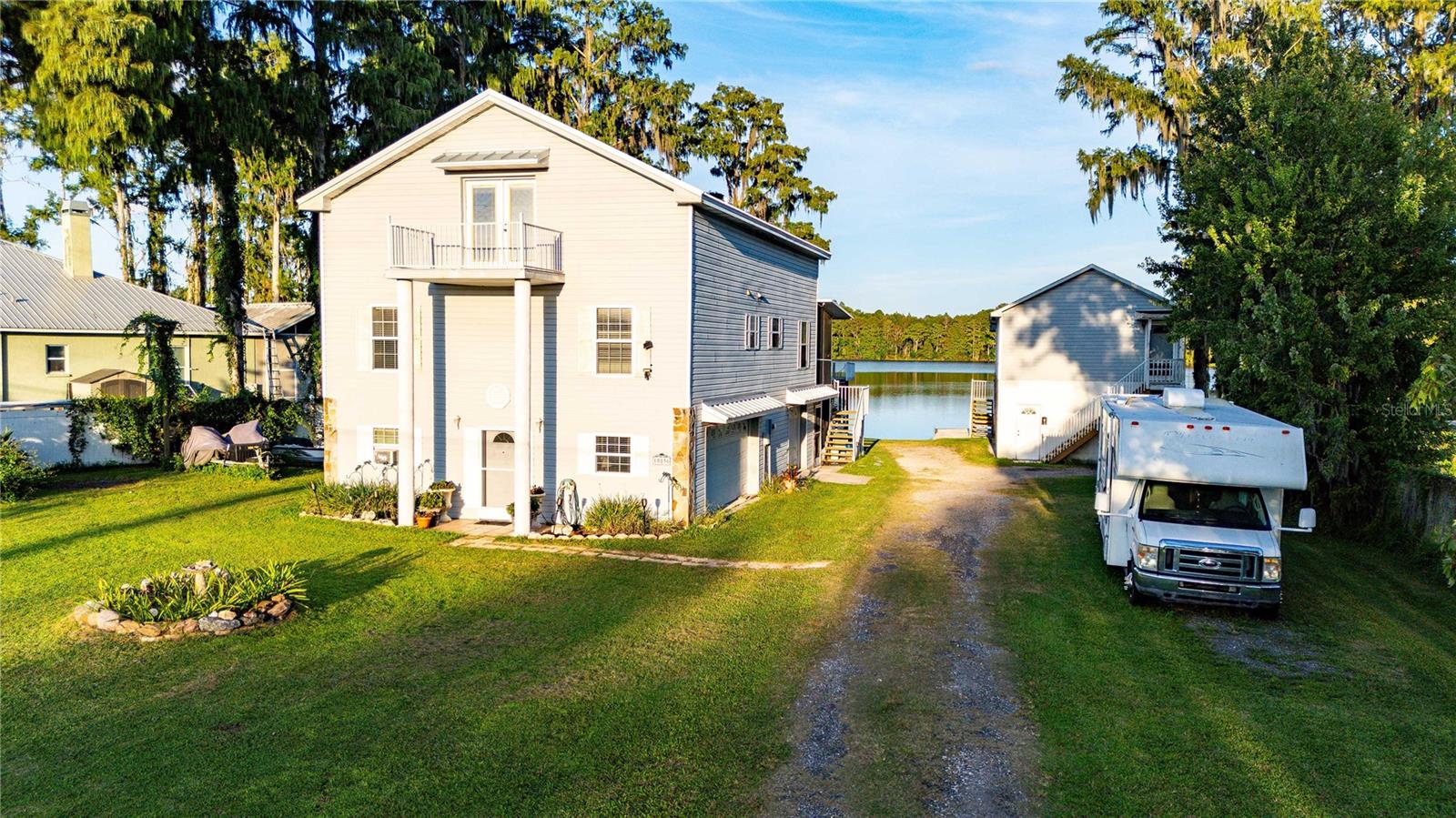 HIGHWAY LAKE ESTATES - Residential