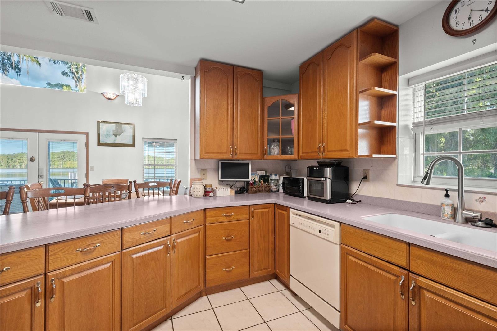 HIGHWAY LAKE ESTATES - Residential