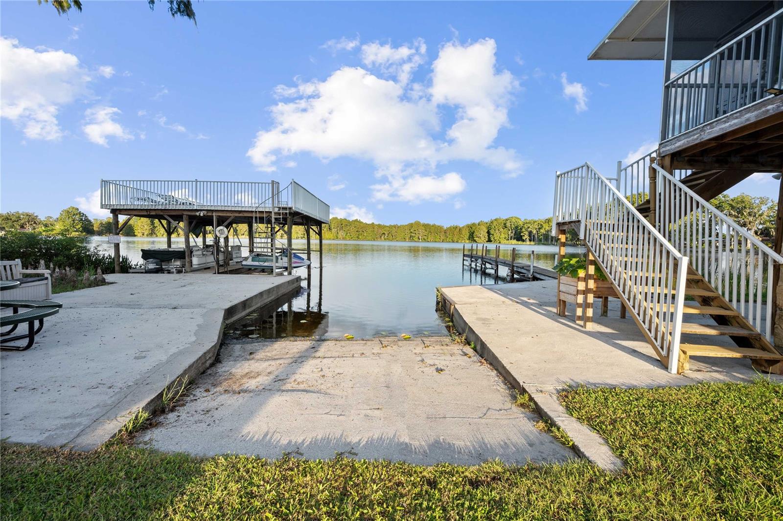 HIGHWAY LAKE ESTATES - Residential