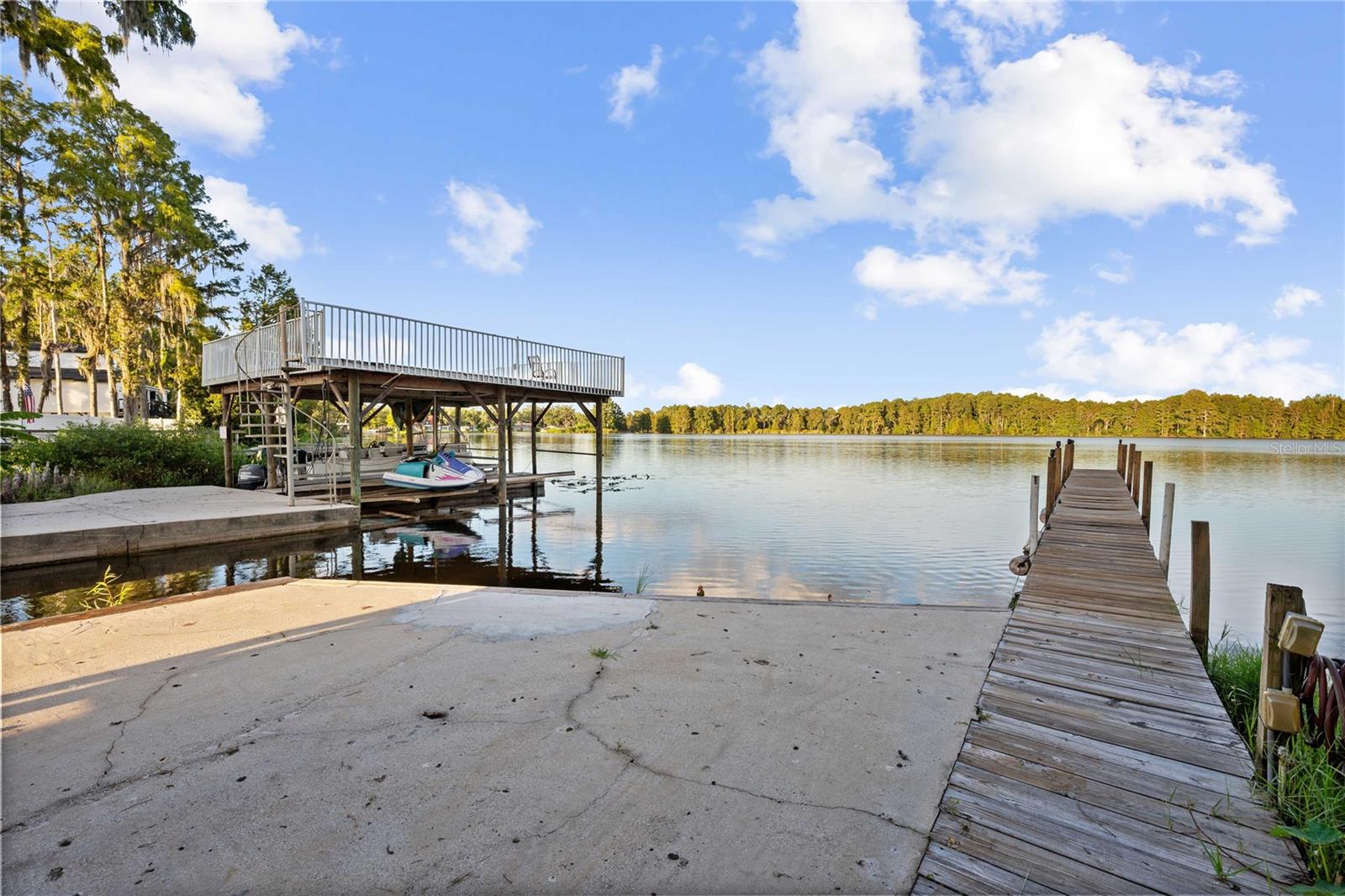 HIGHWAY LAKE ESTATES - Residential